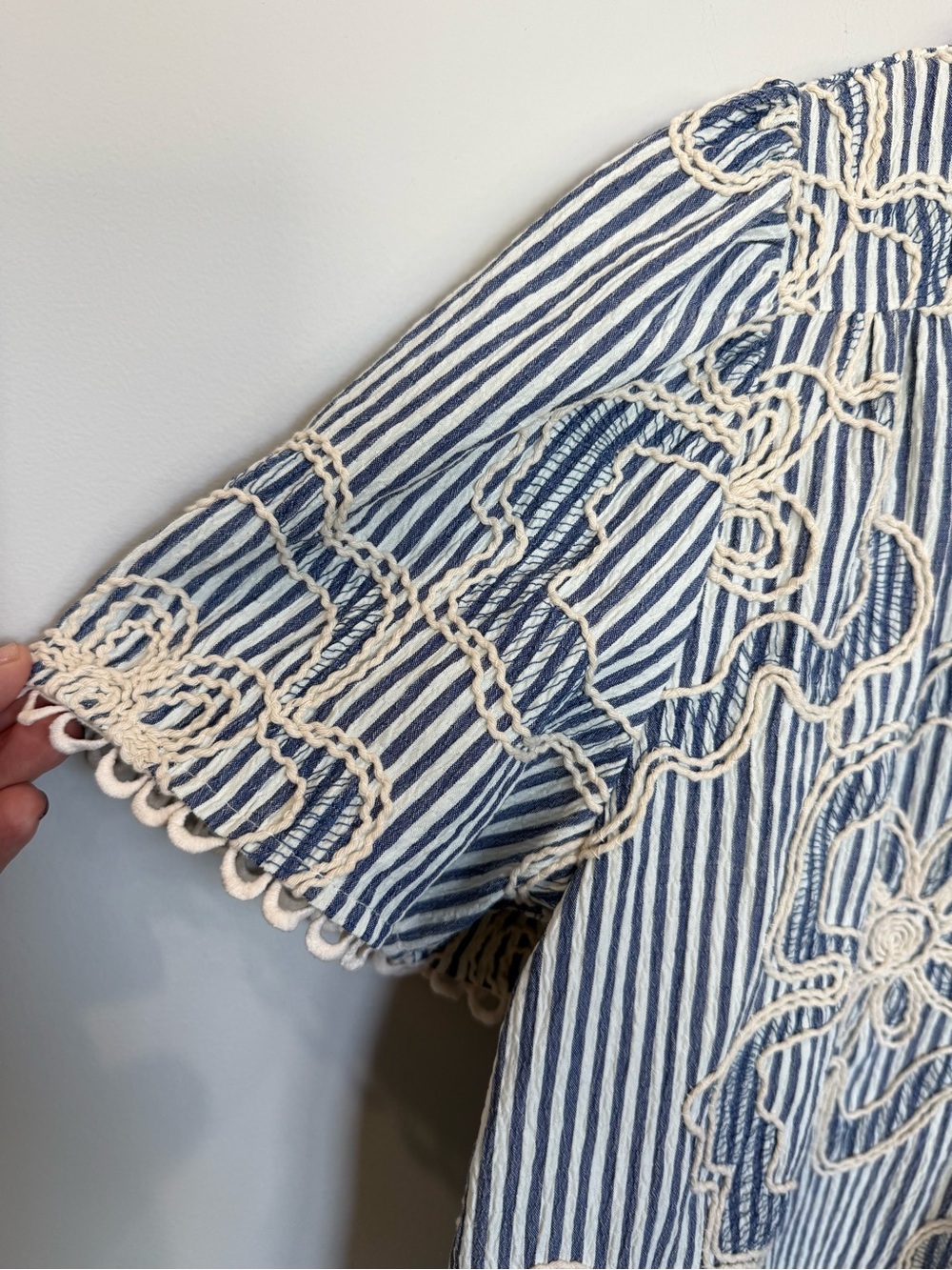 THML Blue White Striped Floral Embroidered Puff Sleeve Blouse S - Picture 3 of 8